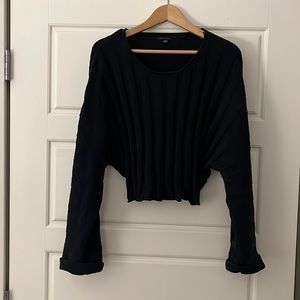 Dark navy American eagle semi-crop sweater